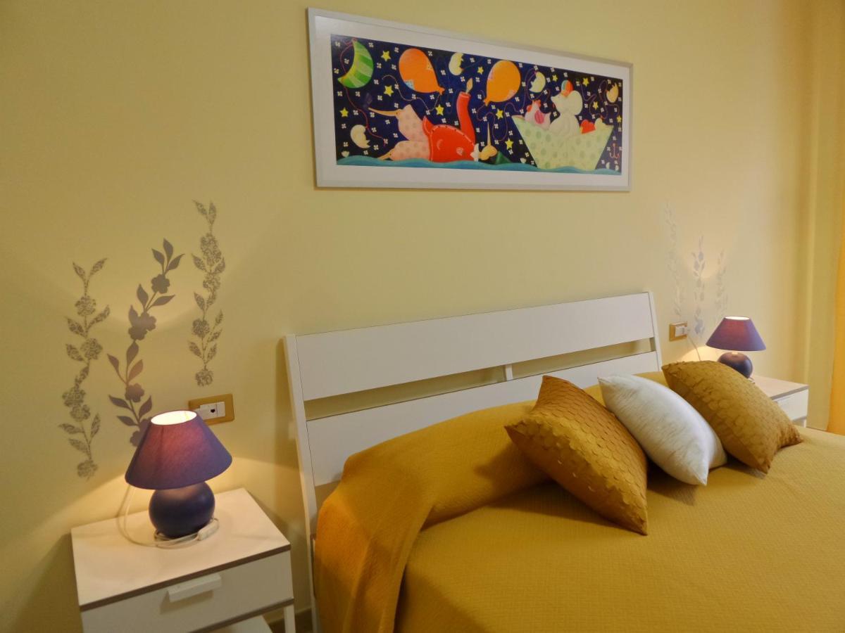Bed and Breakfast Il Giardino Delle Zagare Fondi Exterior foto